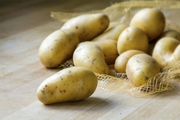 água de batata para azia